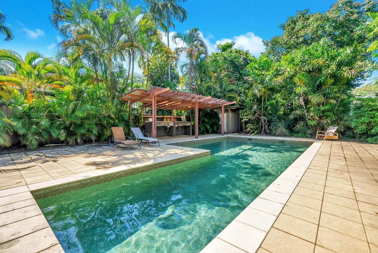 The Loft Cairns Apartment