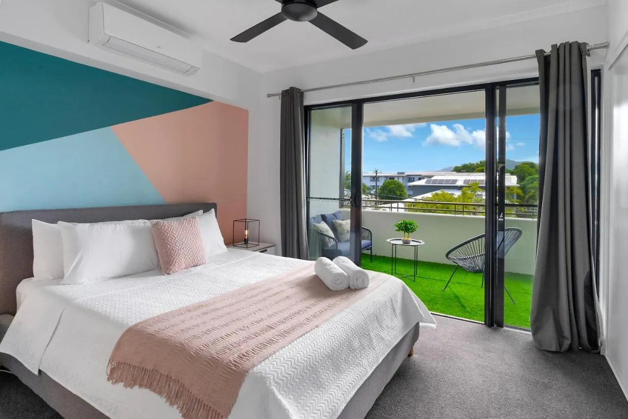 The Loft Cairns Apartment 0*,  Australia